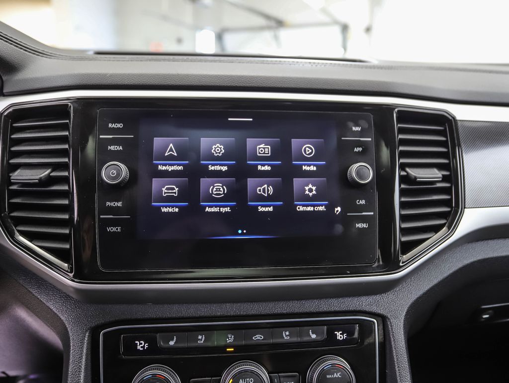 2022 Volkswagen Atlas SEL 16