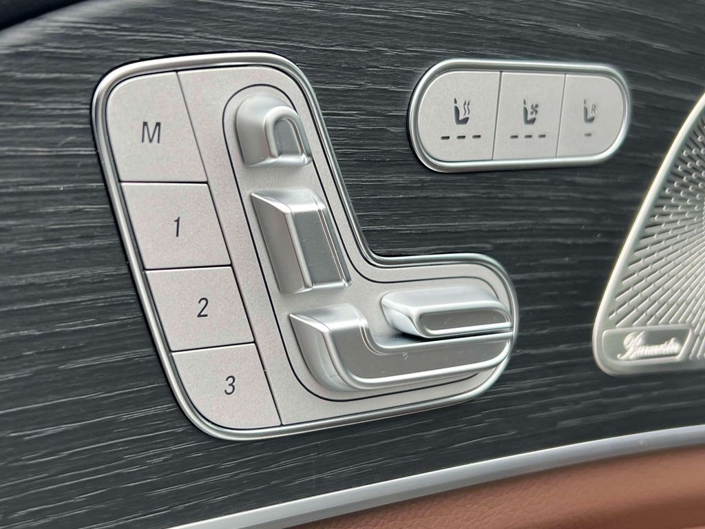 used 2024 Mercedes-Benz GLE car, priced at $50,995