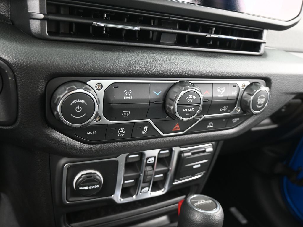 New 2026 Hydro Blue Pearlcoat Jeep Sport image 17