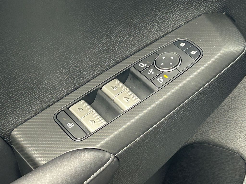 New 2026 White / Black Mitsubishi Trail Edition image 12