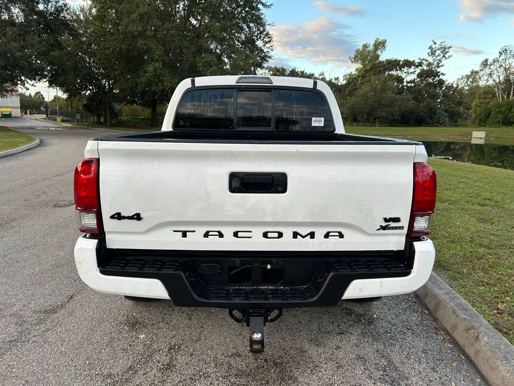 Thumbnail: 2022 Toyota Tacoma - 4