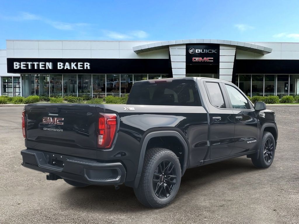 2023 GMC Sierra 1500 Pro 4