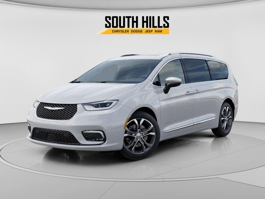 2026 Chrysler Pacifica Pinnacle White at South Hills CDJR
