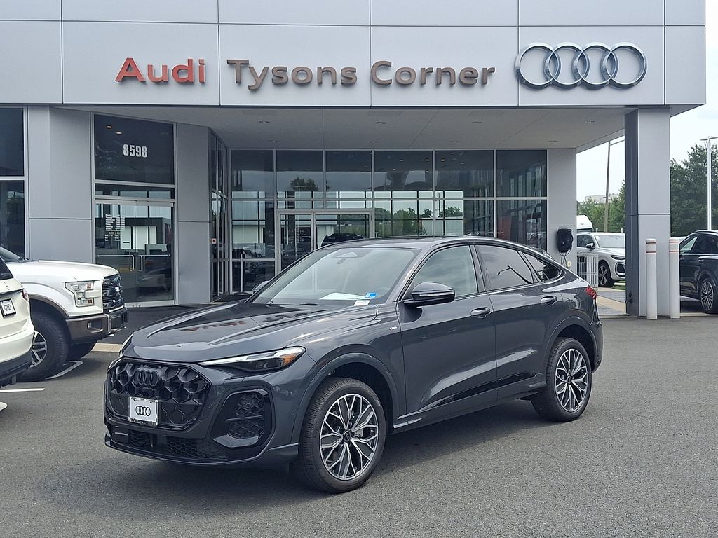 Tambora Gray Metallic 2026 Audi Q5 Sportback Sedan All-Wheel Drive 7-Speed Automatic