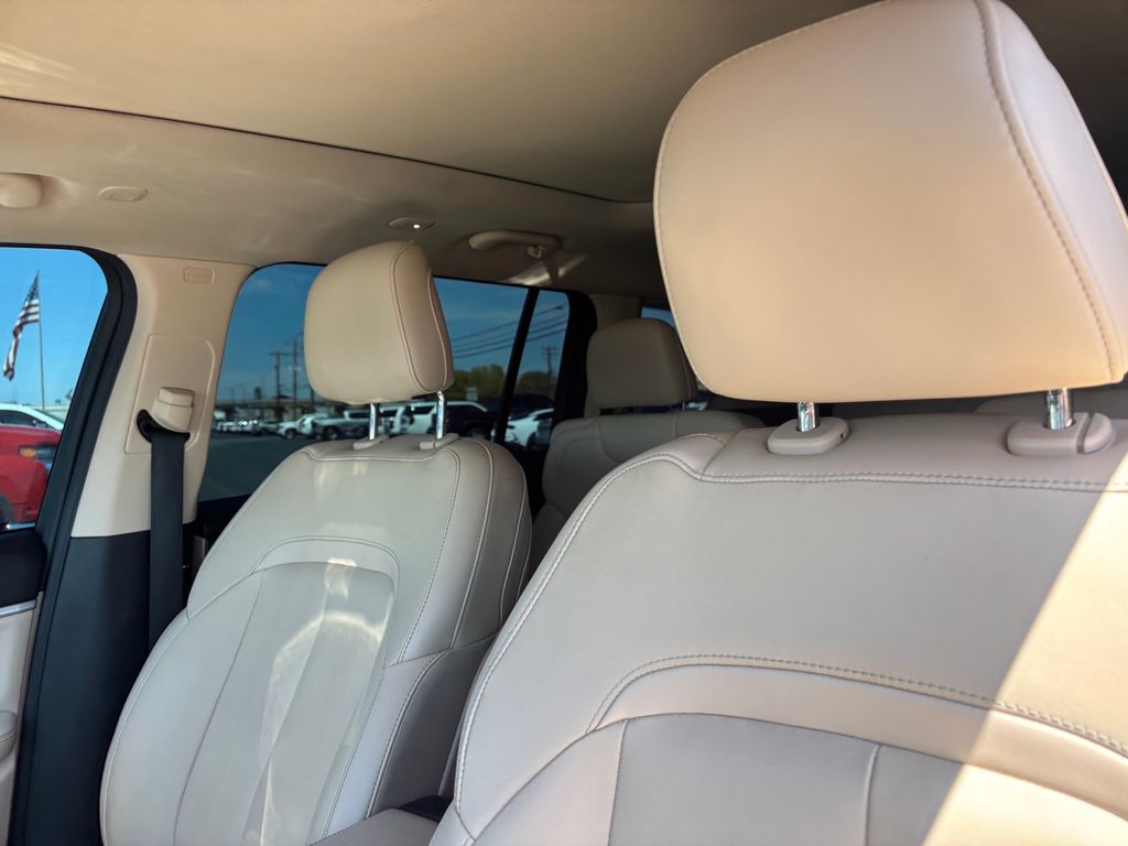 Used Car 2022 Jeep Grand Cherokee L  Limited For Sale Under $30,000 In Austin, Texas