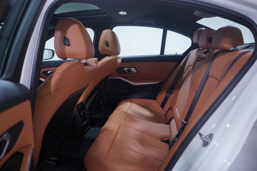 Thumbnail: 2023 BMW 3 Series - 9