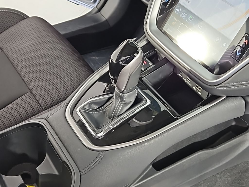 Thumbnail: 2025 Subaru Outback - 16