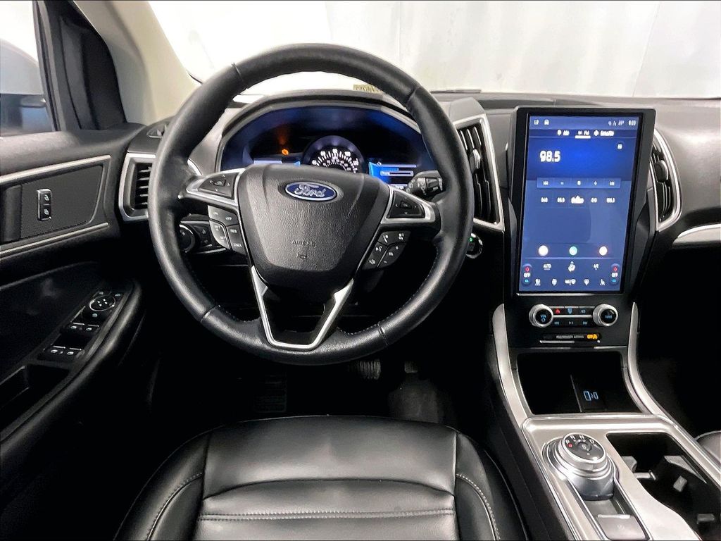 2022 Ford Edge — photo 17