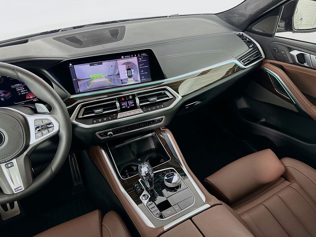 Thumbnail: 2021 BMW X6 - 24