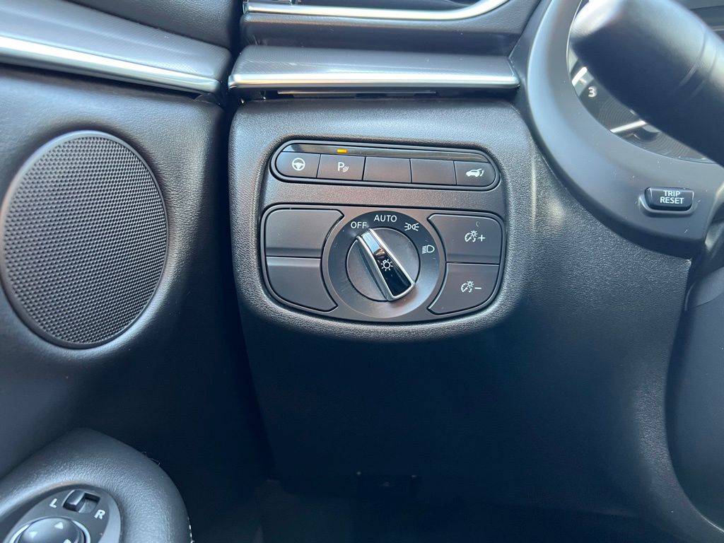 Thumbnail: 2024 INFINITI QX50 - 17