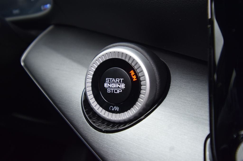 new 2026 Jeep Grand Wagoneer car, priced at $79,757