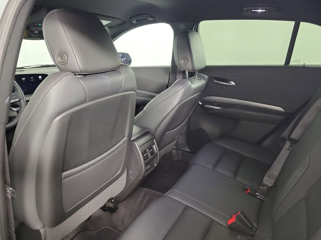 2025 Cadillac XT4 Premium Luxury - 11