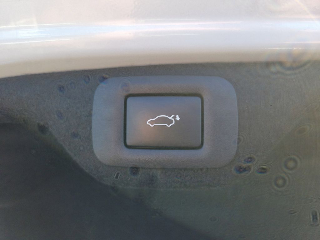 used 2025 Lexus ES car, priced at $42,500