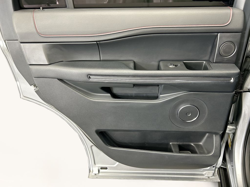 Thumbnail: 2022 Ford Expedition - 25