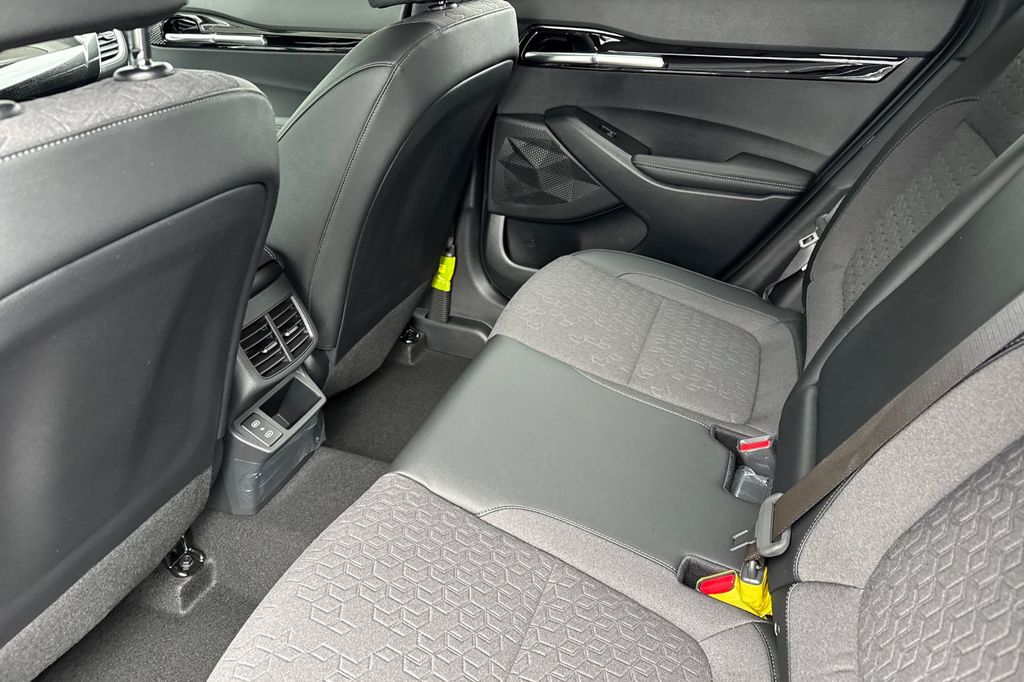 new 2026 Kia Seltos car, priced at $28,685