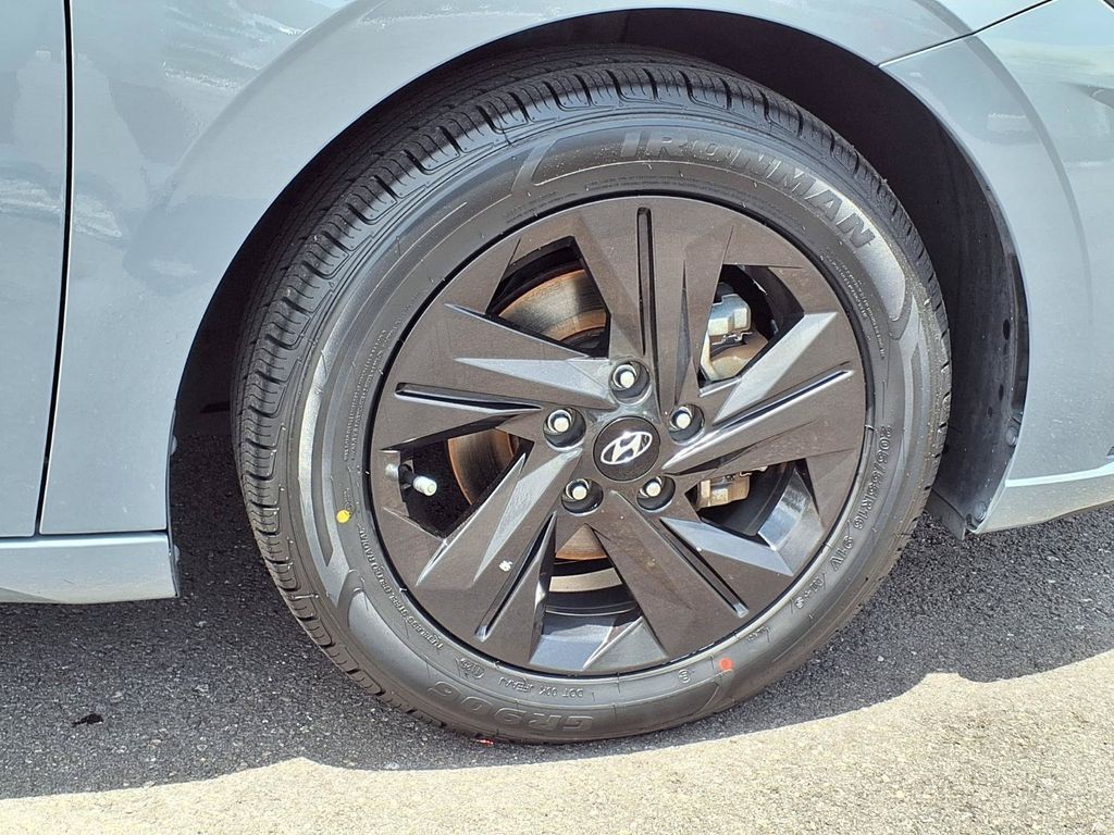 Used 2021 Hyundai Elantra Sedan