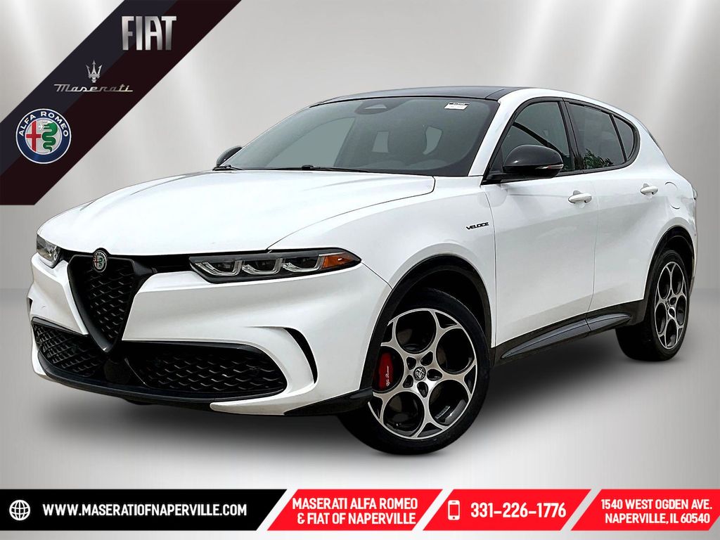 Alfa White 2024 Alfa Romeo Tonale All-Wheel Drive 6-Speed Automatic