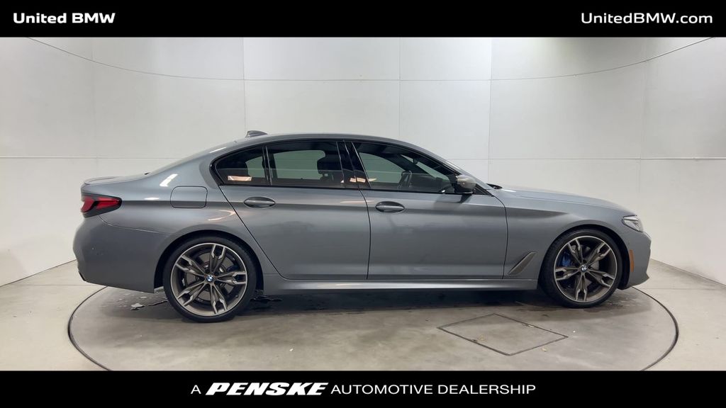 Thumbnail: 2023 BMW 5 Series - 9