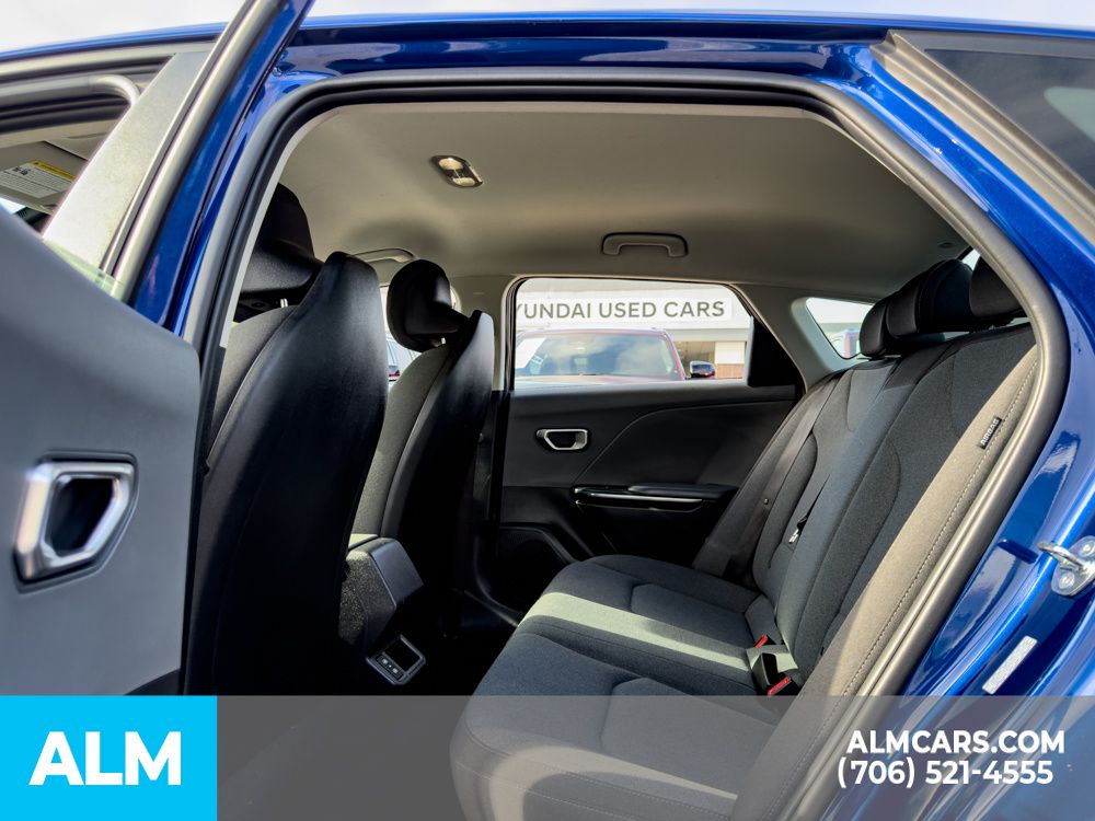 Used 2025 Blue Kia LXS image 15