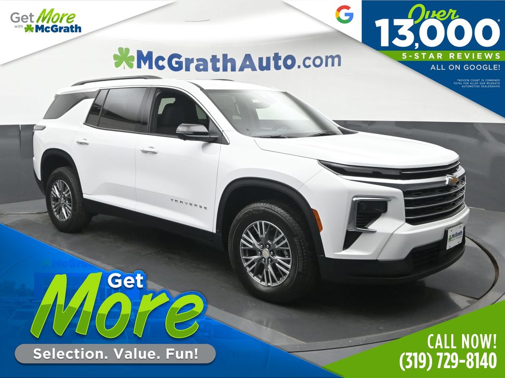 Summit White 2026 Chevrolet Traverse SUV / Crossover Front-Wheel Drive 8-Speed Automatic