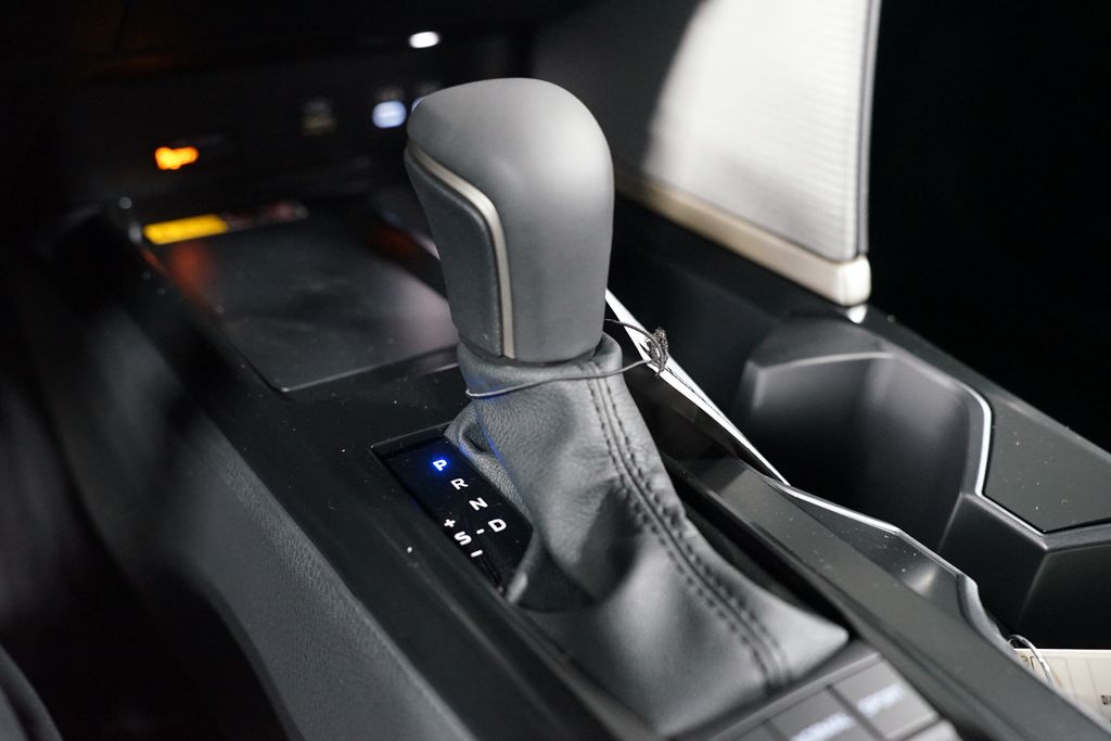 Thumbnail: 2026 Toyota Camry - 22