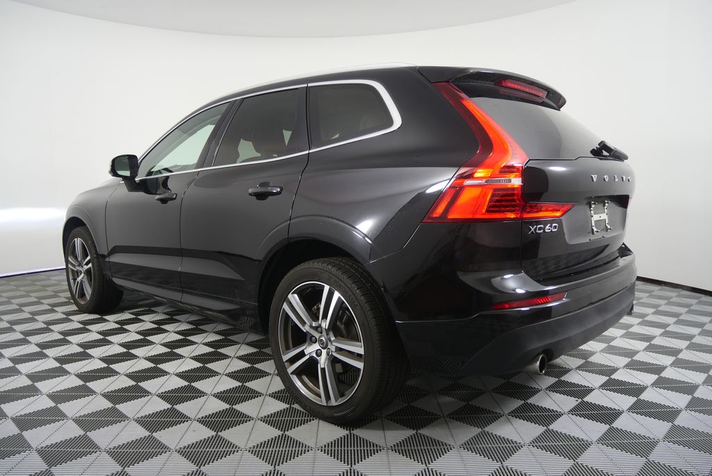 Thumbnail: 2021 Volvo XC60 - 5