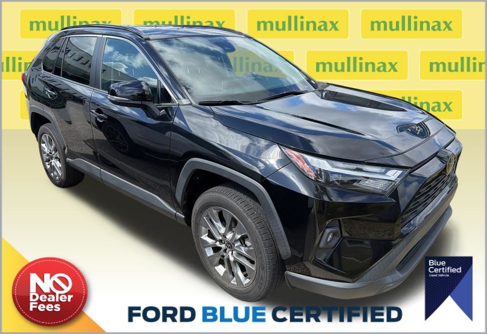2023 Toyota RAV4 XLE Premium FWD