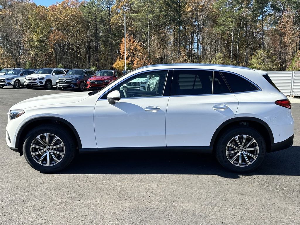 2025 Mercedes-Benz GLC GLC 300 5