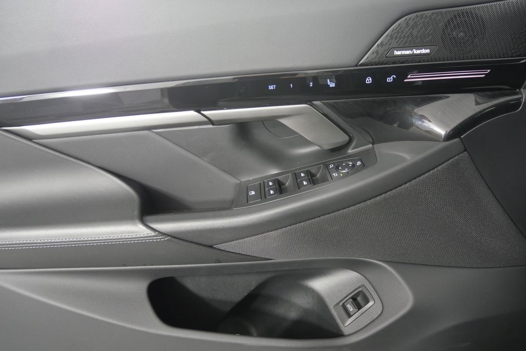 2024 BMW 5 Series 530i 8