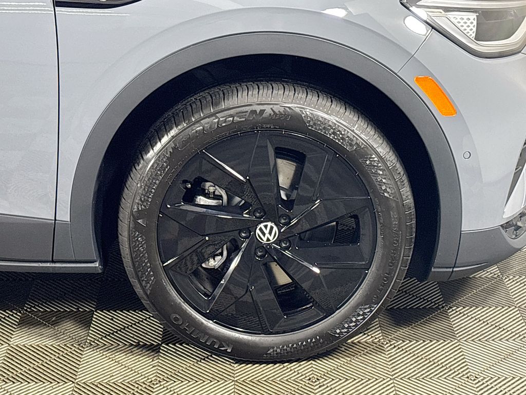 2025 Volkswagen ID.4 Pro S Plus