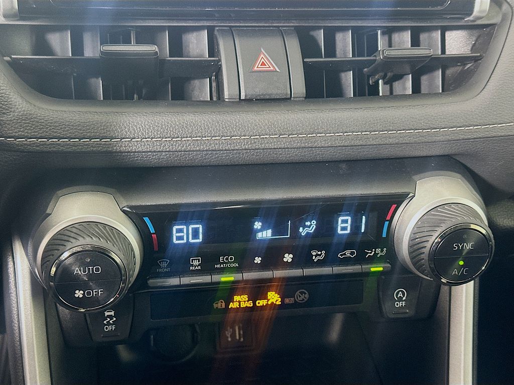 Thumbnail: 2024 Toyota RAV4 - 16