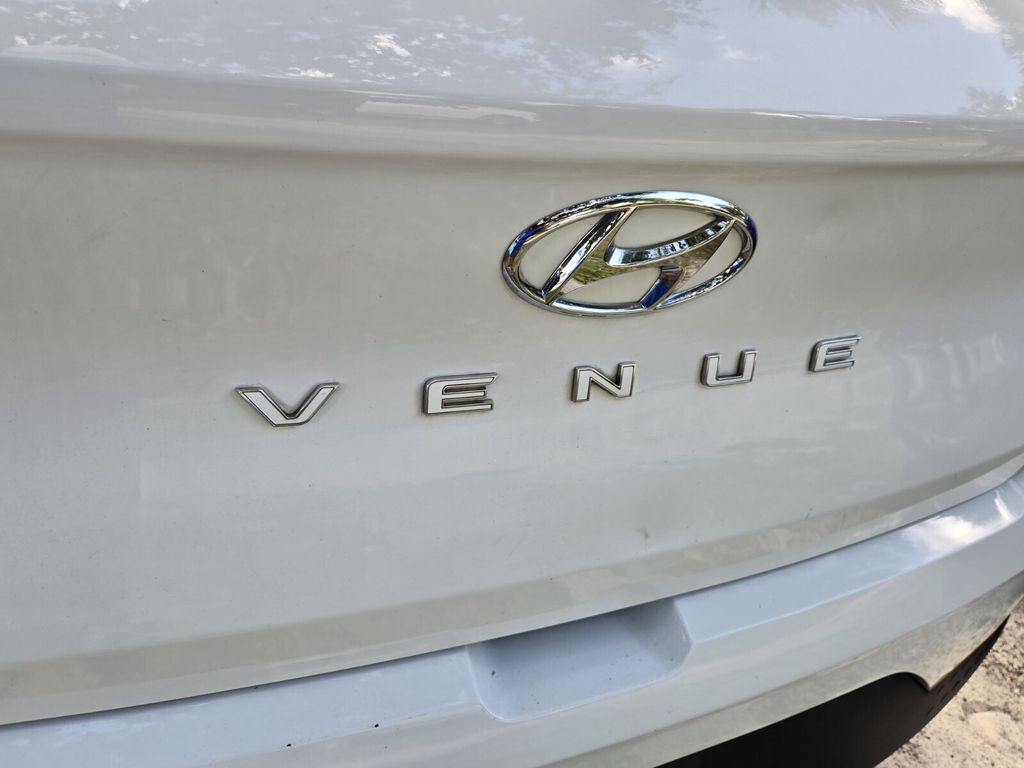 2021 Hyundai Venue - $16,999
