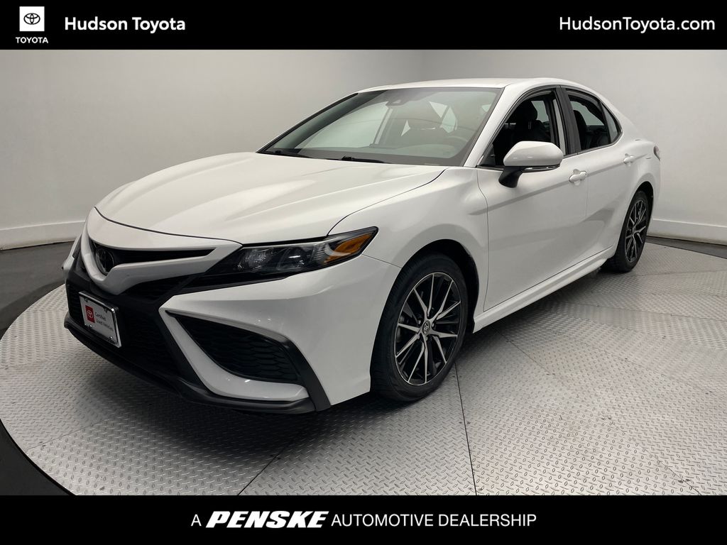 2023 Toyota Camry SE -
                  Jersey City, NJ