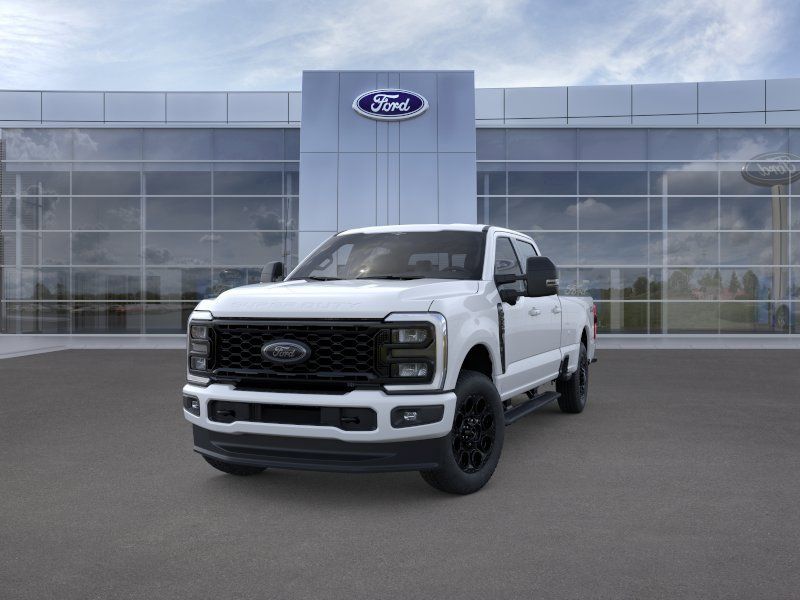 New 2026 White Ford XLT image 2