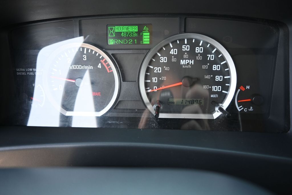 2013 Isuzu NPR DSL REG AT ECO-MAX 
