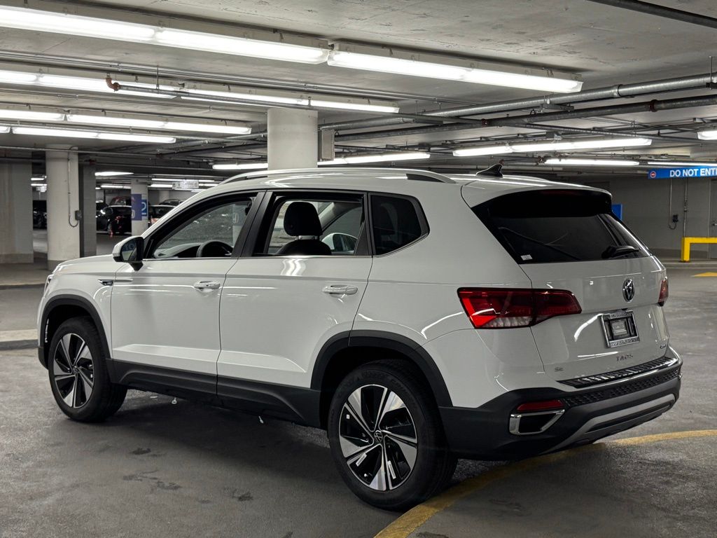 2024 Volkswagen Taos 1.5T SE 4