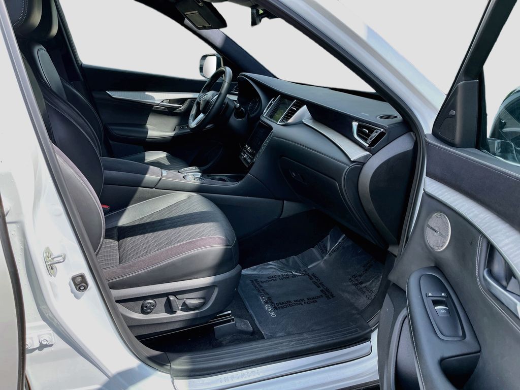 2023 INFINITI QX50 Autograph White at Emmons Autoplex