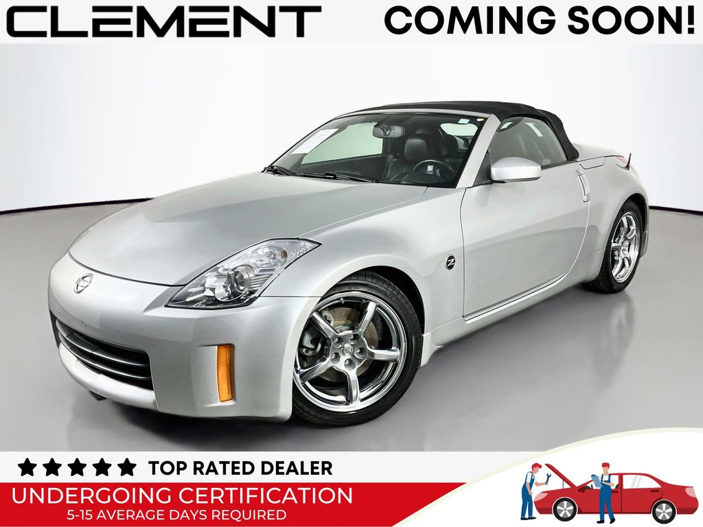 Silver Alloy Metallic 2007 Nissan 350Z Touring Coupe Rear-Wheel Drive 5-Speed Automatic Overdrive