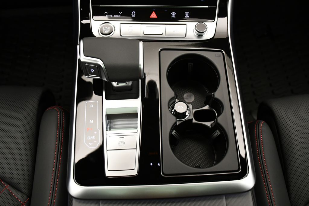 Thumbnail: 2026 Audi Q8 - 30