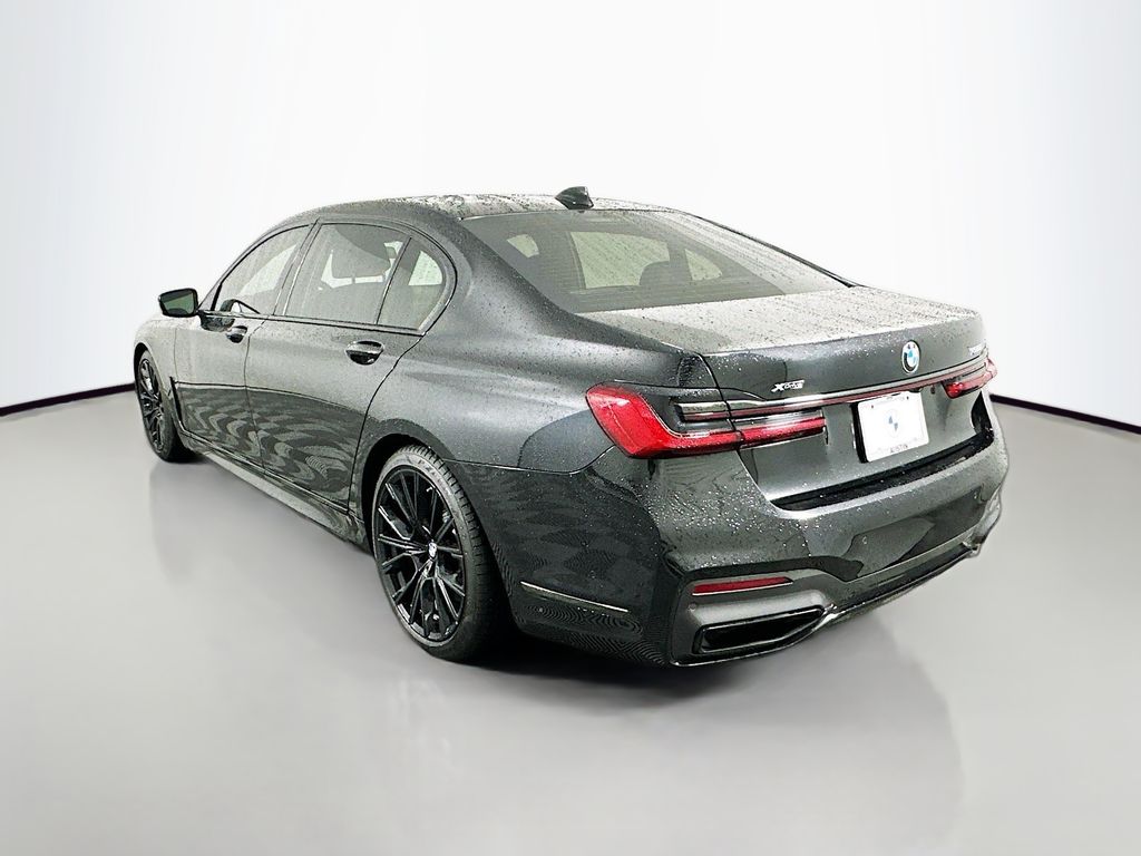 Thumbnail: 2022 BMW 7 Series - 7
