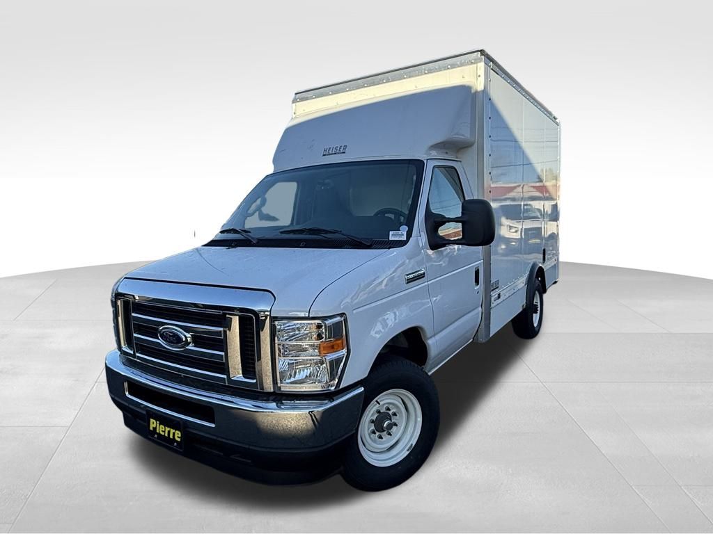 2025 Ford E-Series Chassis E-350 SD Cutaway SB DRW RWD