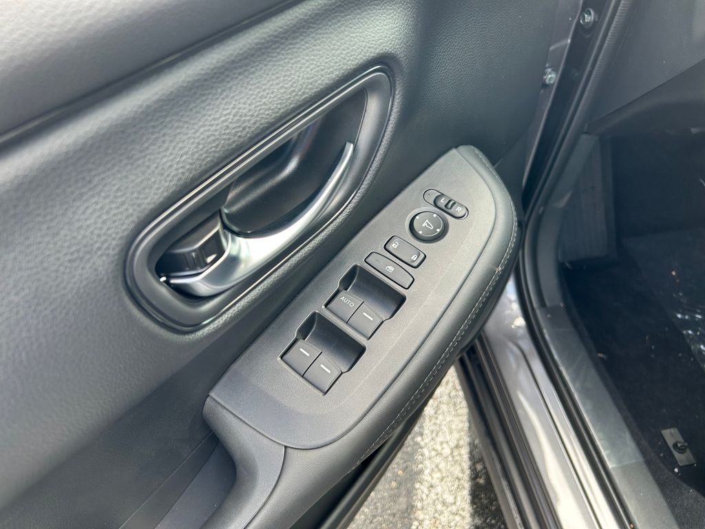 Thumbnail: 2026 Honda HR-V - 25