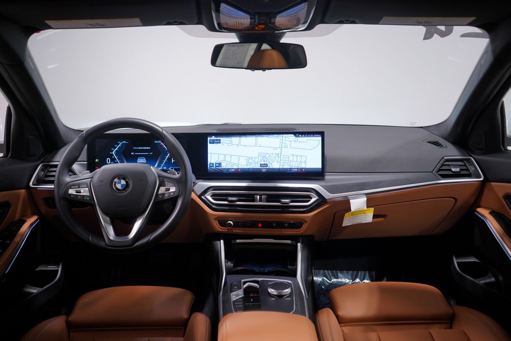Thumbnail: 2024 BMW 3 Series - 10