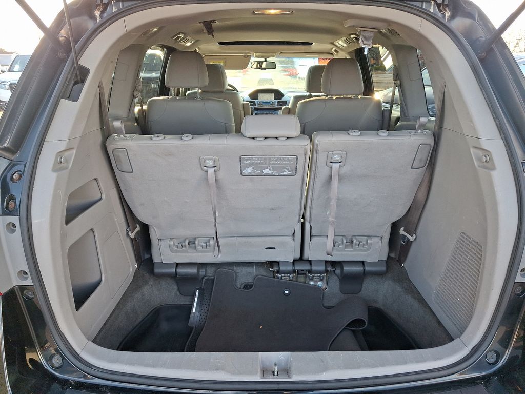 2011 Honda Odyssey EX-L 32