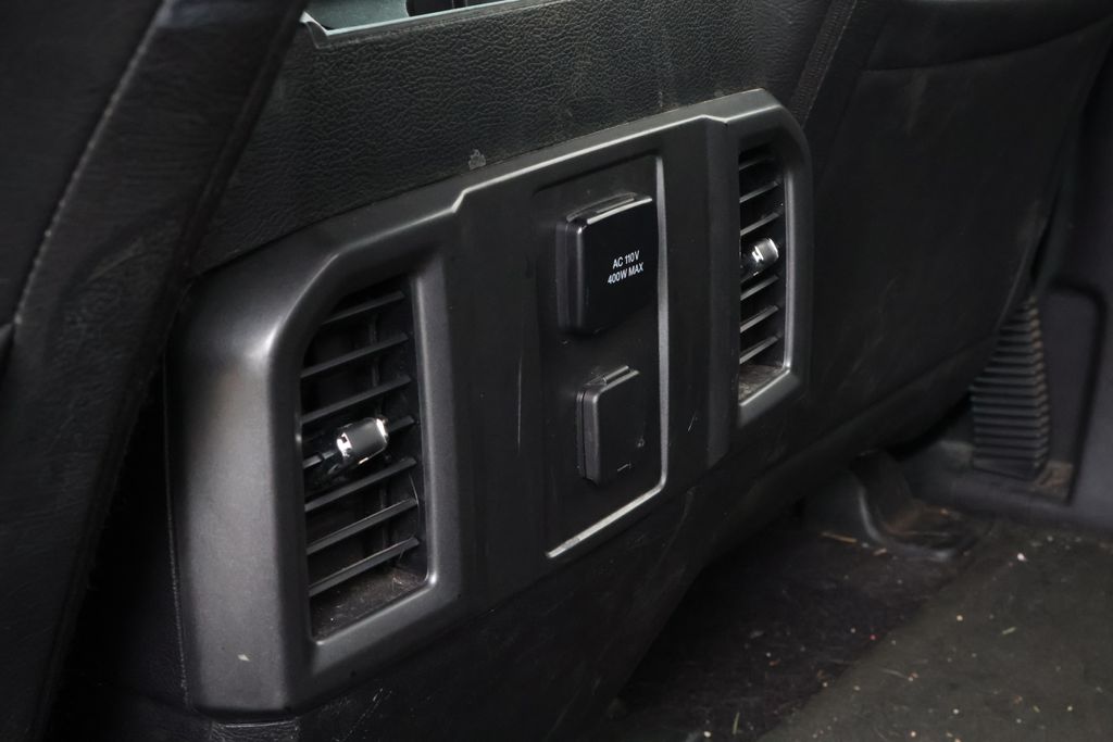 2016 Ford F-150 XLT 30