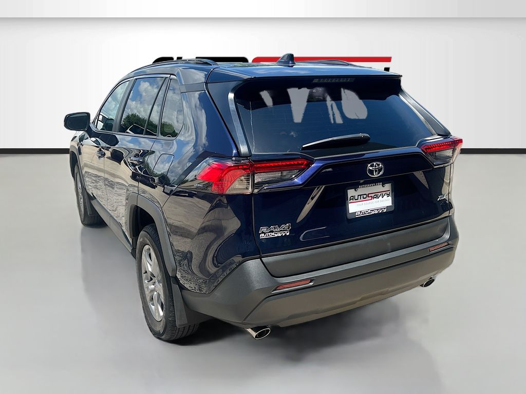 Used 2025 Blue Toyota XLE image 5