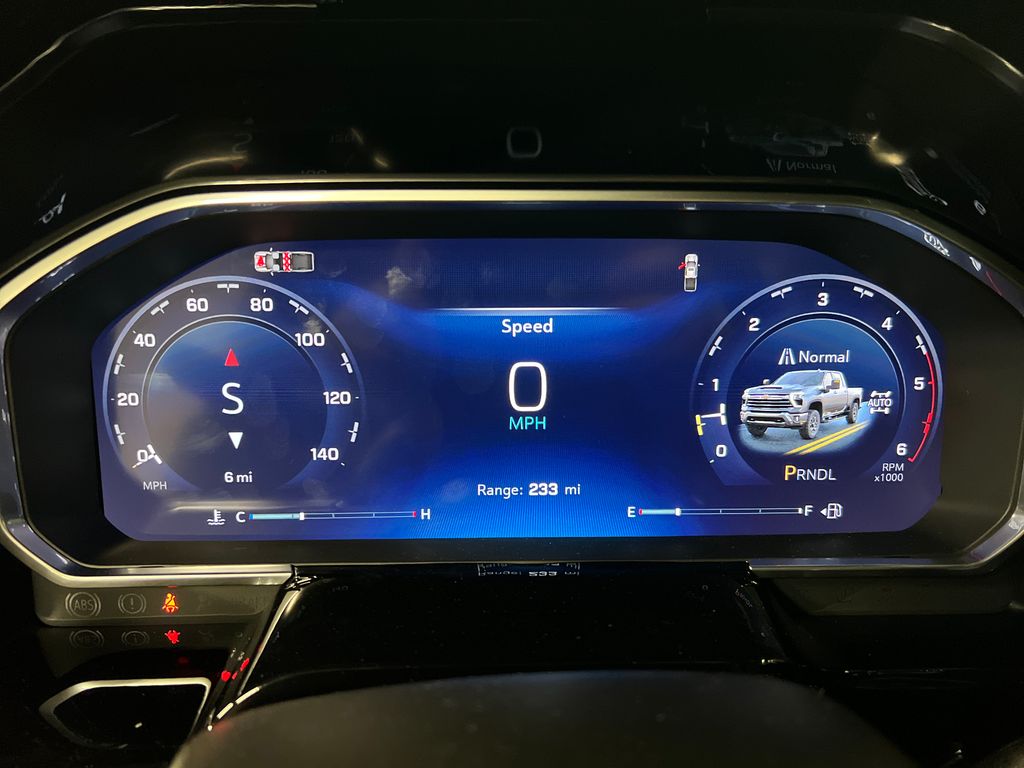 View vehicle photo 2