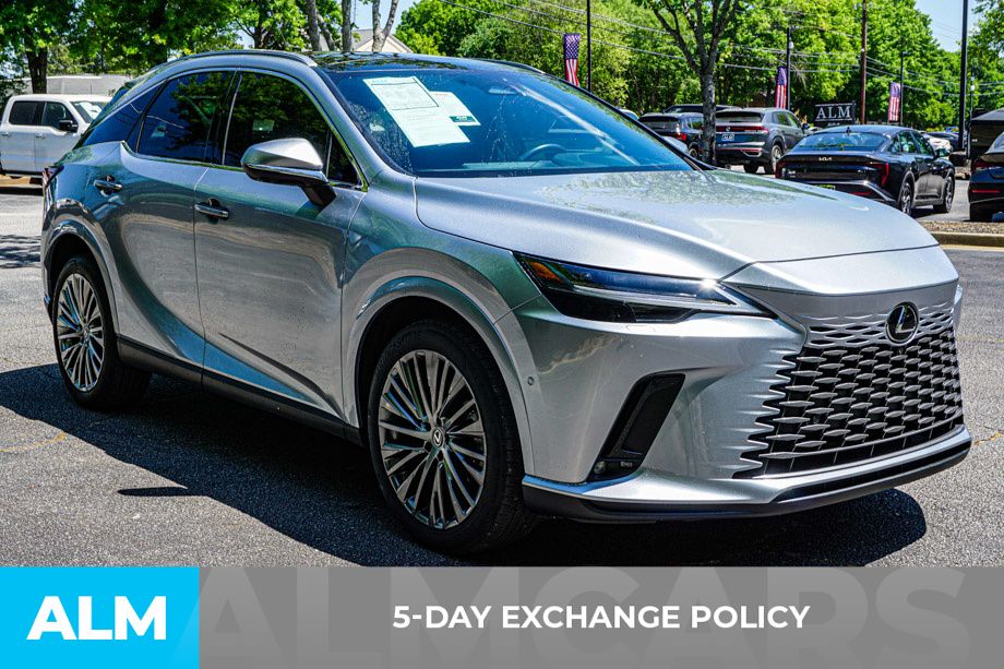Used 2023 Silver Lexus 350 Luxury image 3
