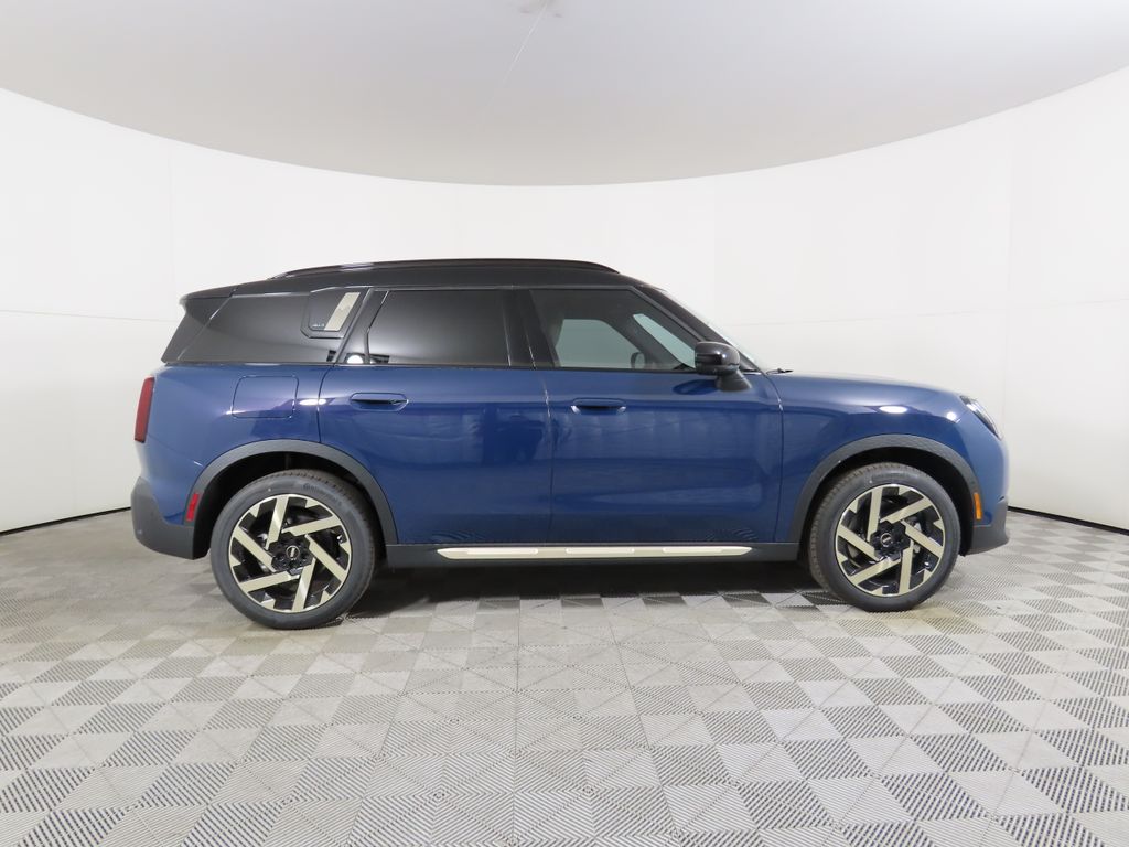 2025 MINI Cooper Countryman Base 4