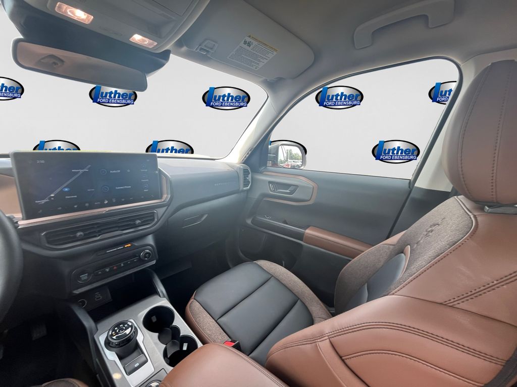 2026 Ford Bronco Sport Outer Banks - 11